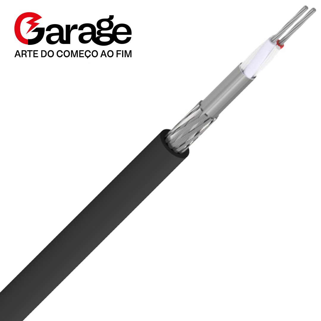 Cabo de microfone preto com revestimento emborrachado, malha de cobre estanhado, fita de poliéster e duas veias internas (vermelha e branca) de 0,20mm² com cordinha trançada.
