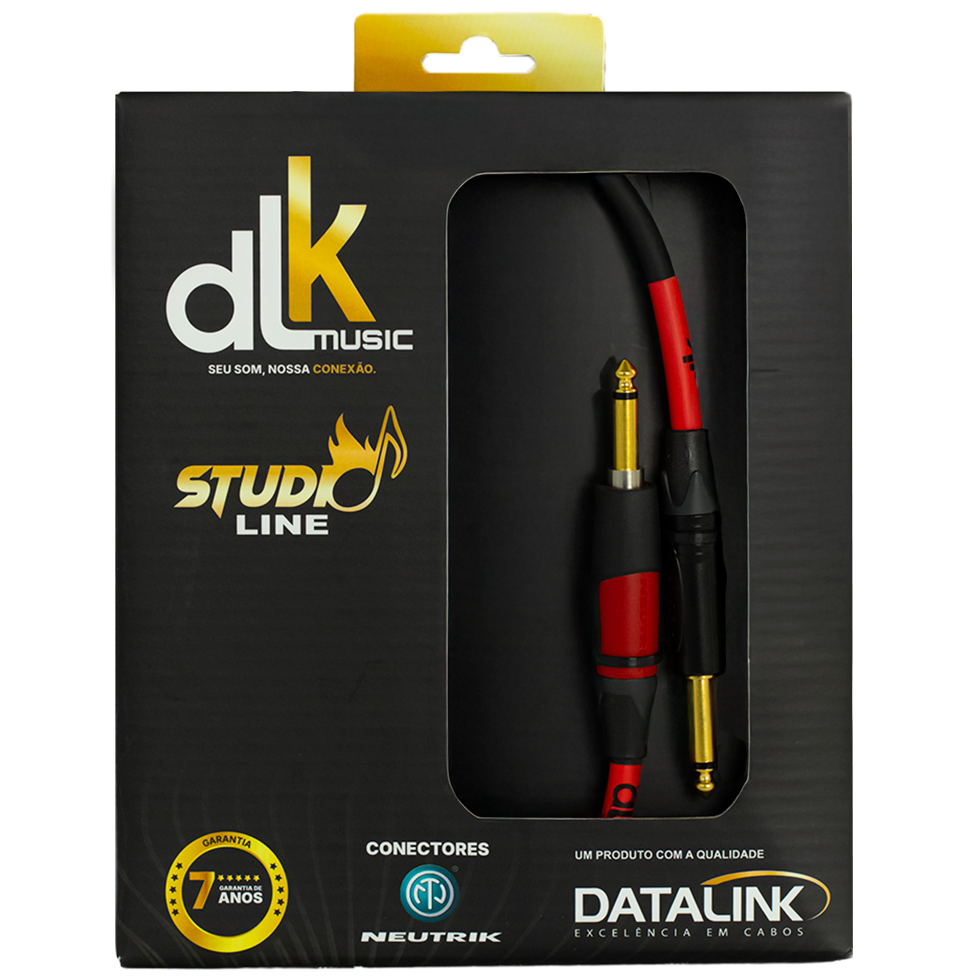 Embalagem DLK Music Studio Line com janela transparente revelando cabo vermelho e preto com conectores dourados.