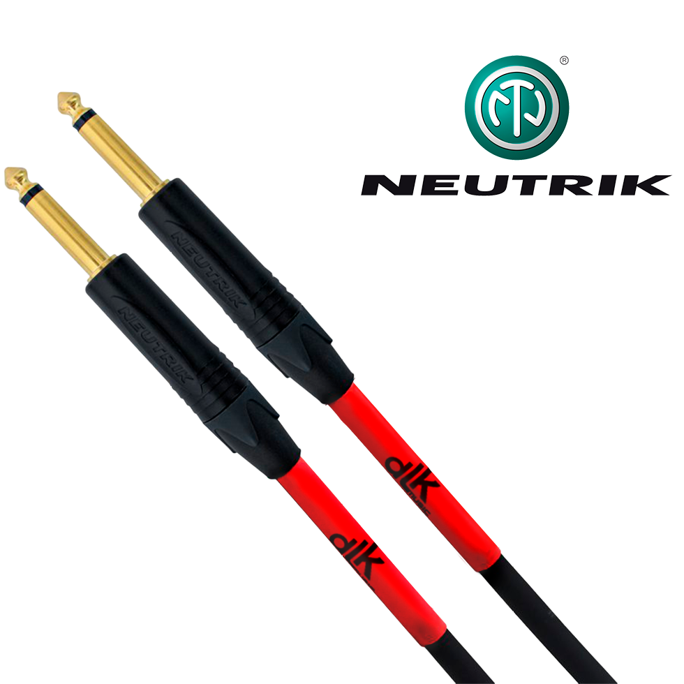 Dois cabos DLK vermelho e preto com conectores P10 dourados Neutrik e corpo preto, sobre fundo branco com logotipo Neutrik.